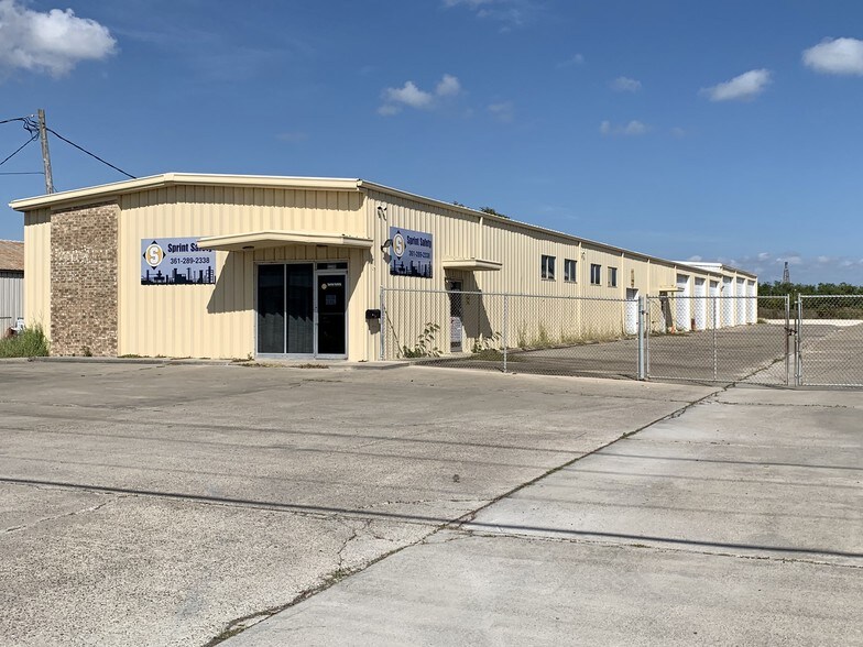 6610 Leopard St, Corpus Christi, TX 78409 Industrial For Lease