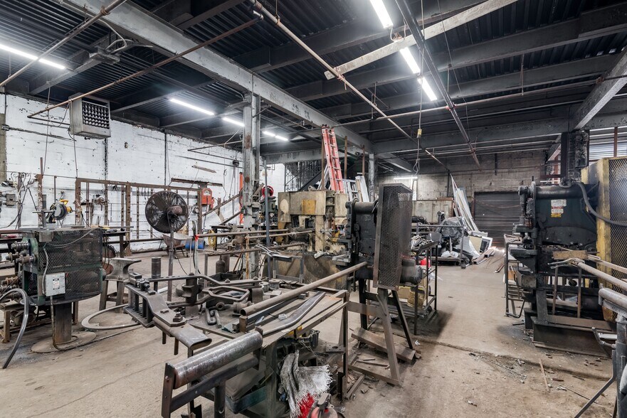 More Photos Of 9312 179th Pl, Jamaica Warehouse For Sale