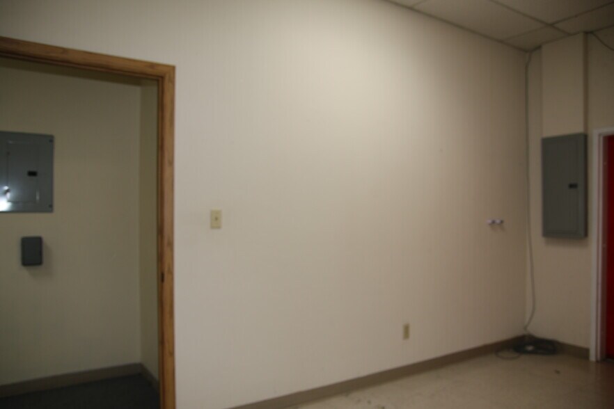 More Photos Of 1530-1640 SE 9th Ave, Albany Unknown For Lease