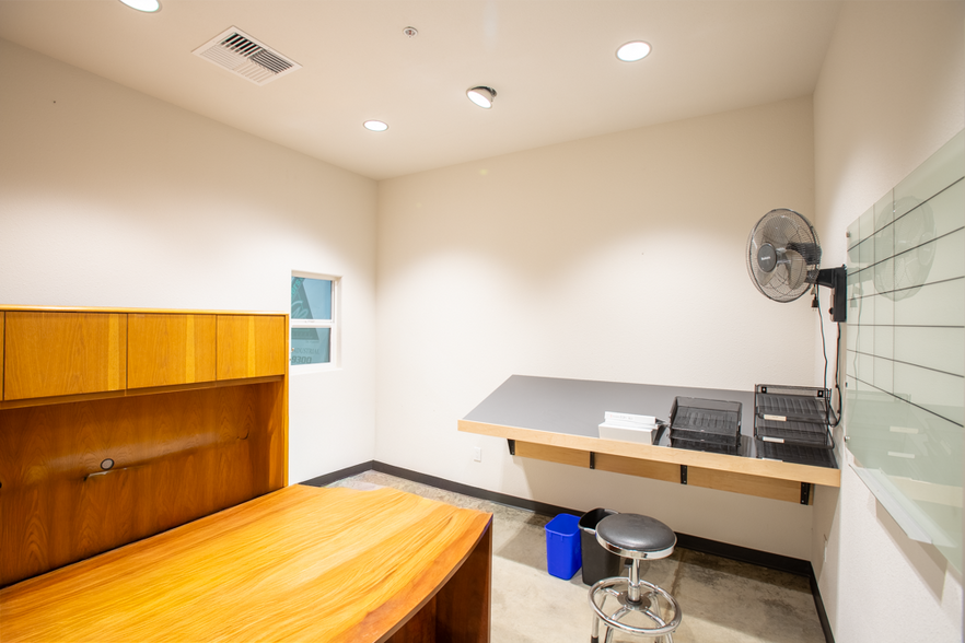 More Photos Of 1691 Zachi Way, Redding Specialty For Sale