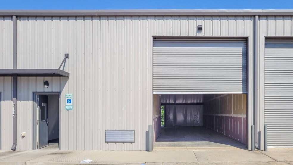 Primary Photo Of 3124 Balis, Baton Rouge Warehouse For Lease