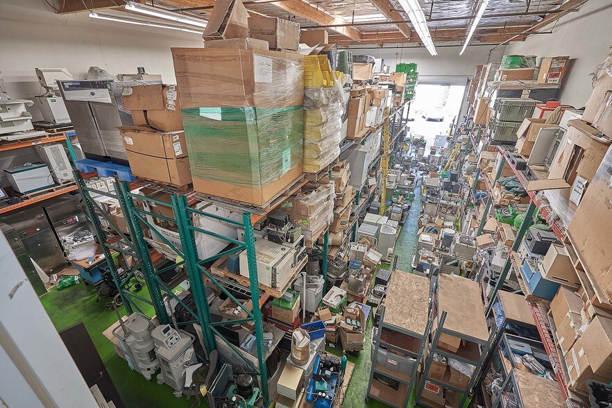 More Photos Of 1115 S Placentia Ave, Fullerton Light Manufacturing For Sale