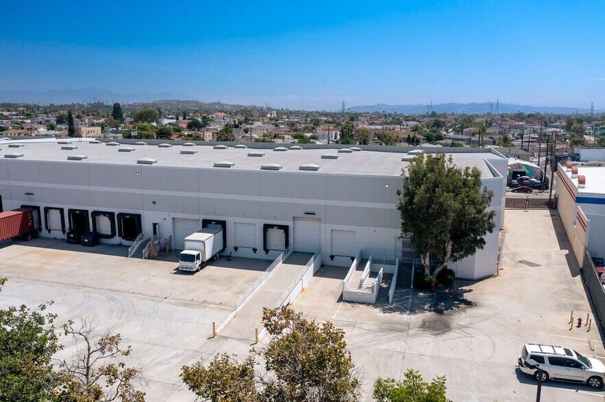 More Photos Of 5750-5760 Grace Pl, Commerce Warehouse For Sale