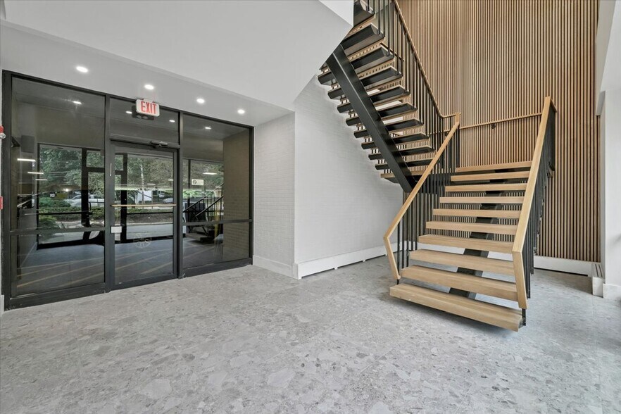 More Photos Of 180 Summit Ave, Montvale Medical For Lease