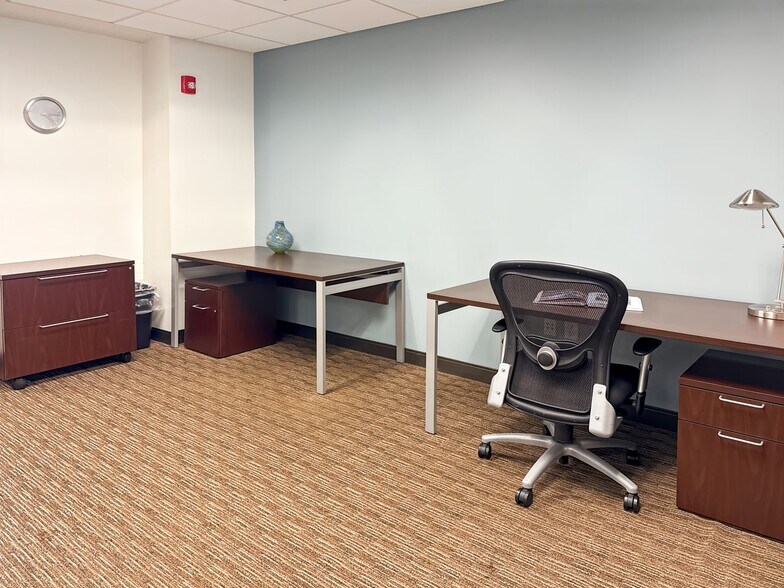 More Photos Of 312 S 4th St, Louisville Coworking Space