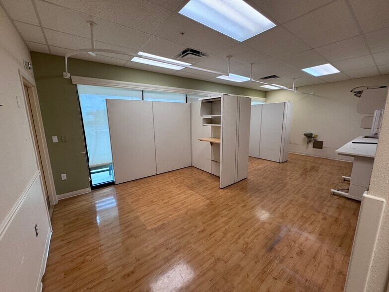 More Photos Of 5901 US Highway 27 S, Sebring Medical For Lease