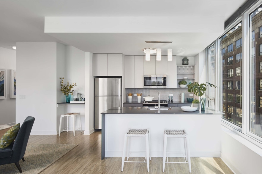 More Photos Of 720 S Wells St, Chicago Multifamily For Sale