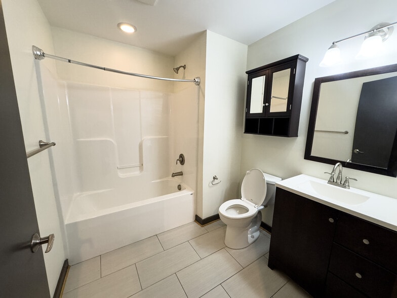 More Photos Of 110 Campbell Ave SW, Roanoke Apartments For Sale