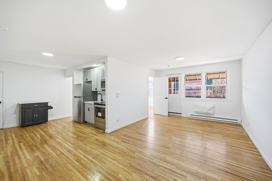 More Photos Of 30 Archer Ave, Mount Vernon Apartments For Sale