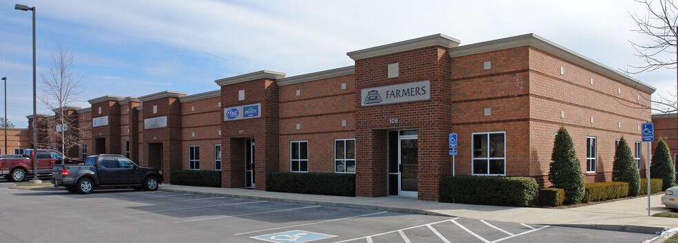 More Photos Of 256 Seaboard Ln, Franklin Medical For Sale