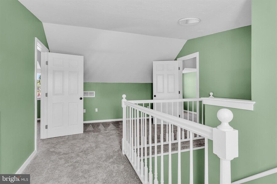 More Photos Of 4070 W Market St, York Office For Sale