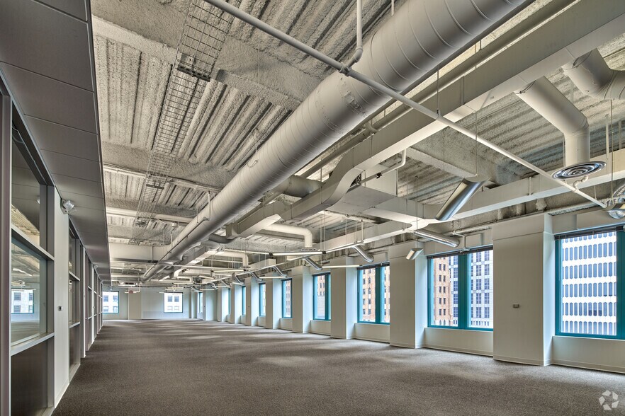 More Photos Of 150 W Jefferson Ave, Detroit Office For Lease