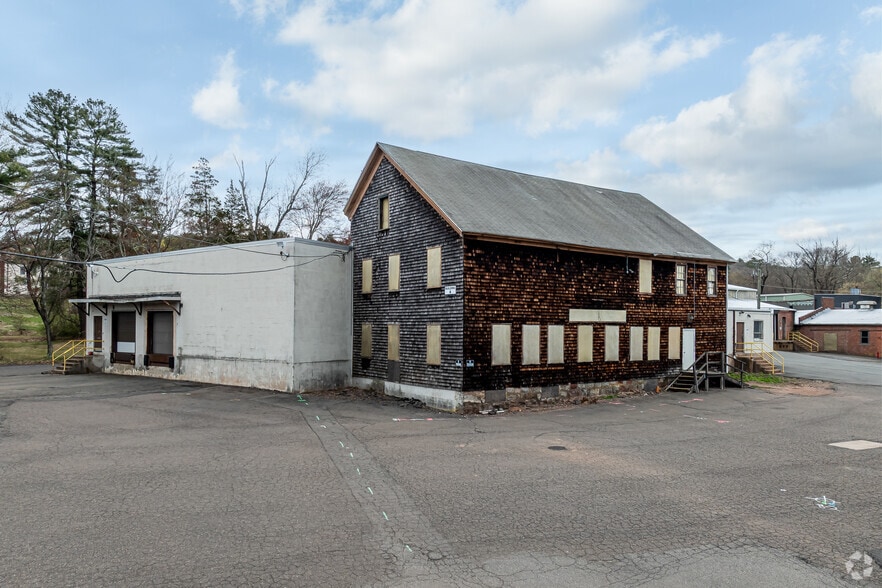 More Photos Of 5-40 Glen Rd, Manchester Warehouse For Lease