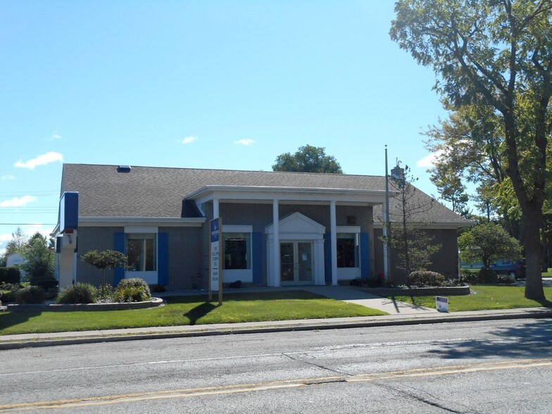 Primary Photo Of 6586 Center St, Unionville Bank For Sale
