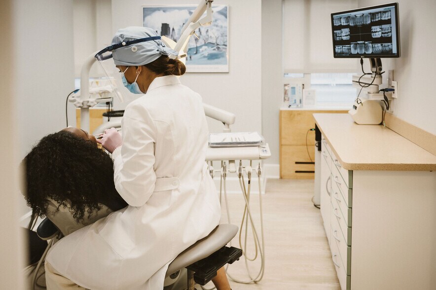 More Photos Of 25 Central Park W, New York Apartments For Sale