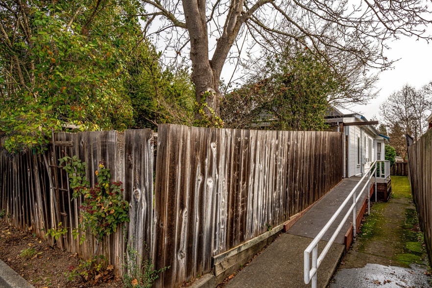 More Photos Of , Sonoma Unknown For Sale