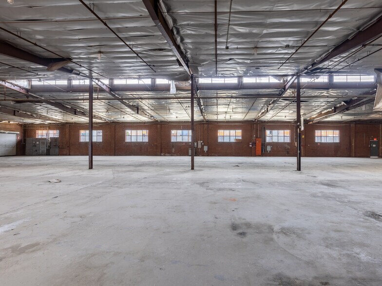More Photos Of 1155 N McKinley Ave, Compton Warehouse For Sale