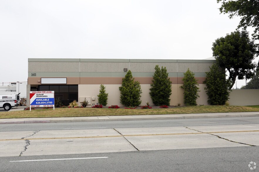 More Photos Of 1611-1635 W San Bernardino Rd, Covina Warehouse For Lease