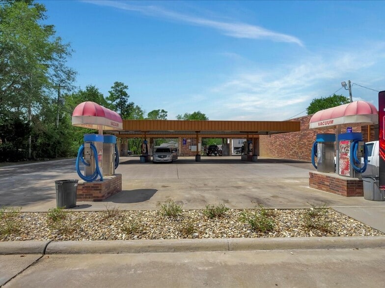 More Photos Of 611 Tenaha St, Center Carwash For Sale