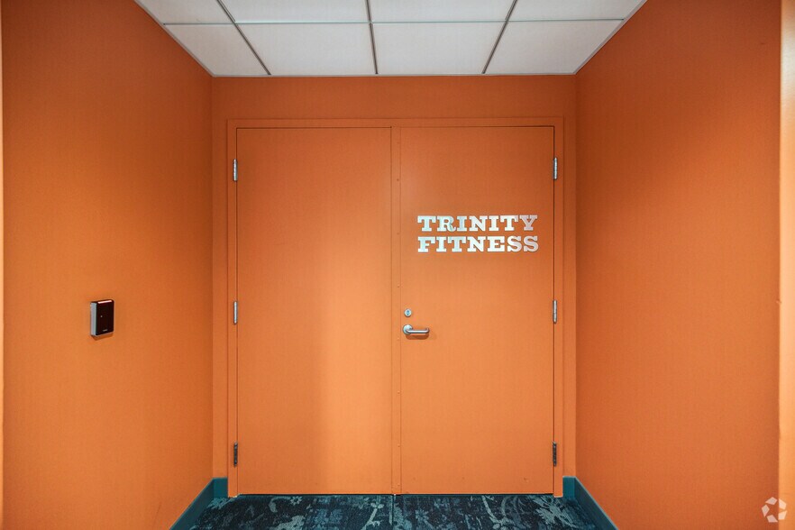 More Photos Of 1177 Market St, San Francisco Unknown For Lease