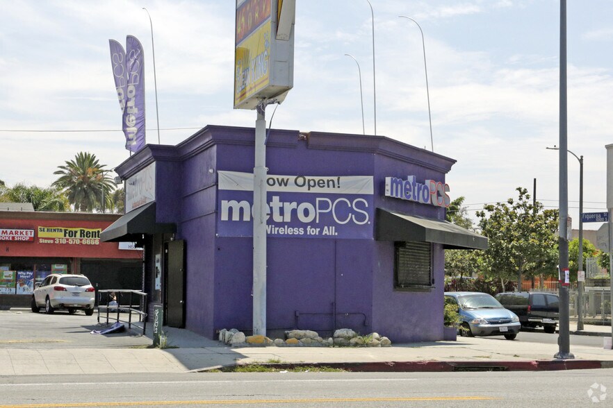 More Photos Of 10122-10124 S Figueroa St, Los Angeles Storefront For Lease
