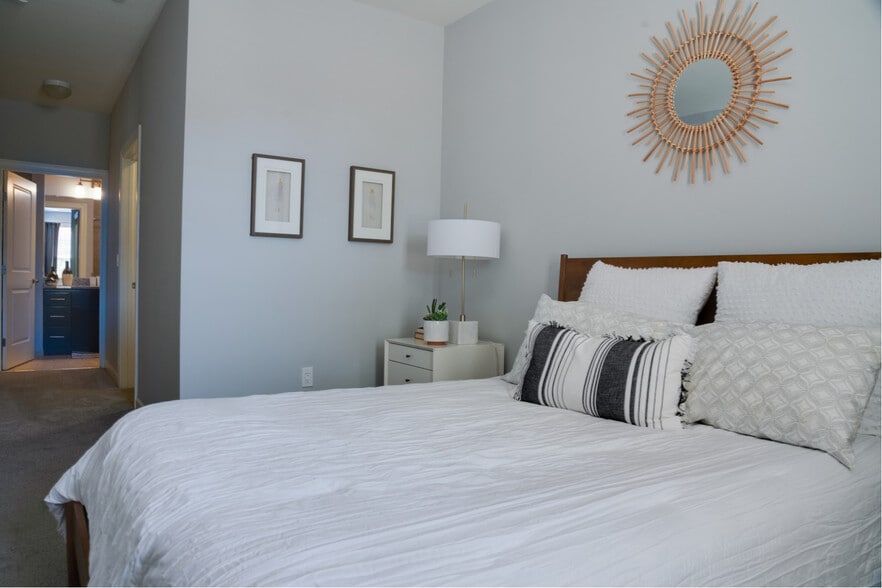 More Photos Of 1 Village Grn, Patchogue Apartments For Lease