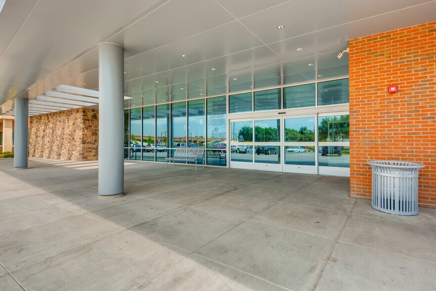 More Photos Of 7217 W Telecom Pky, Garland Medical For Lease
