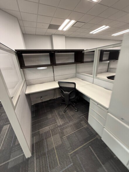 More Photos Of 575 Fallbrook Blvd, Lincoln General Retail For Lease