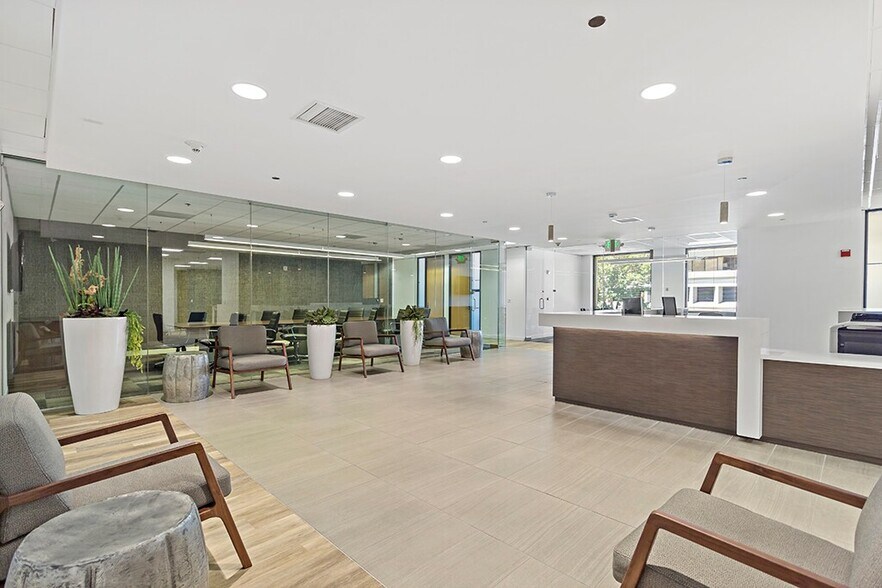 More Photos Of 2570 N 1st St, San Jose Coworking Space