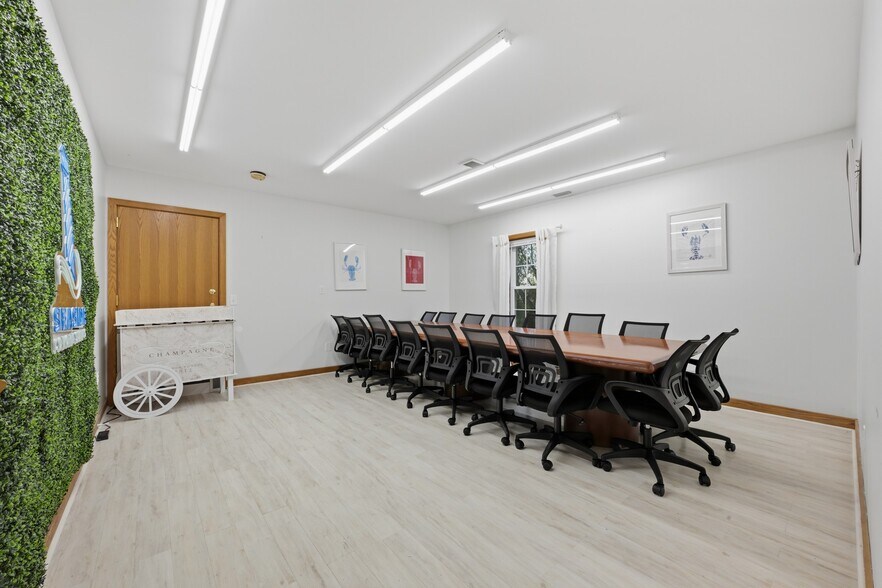 More Photos Of 123 Elm St, Old Saybrook Medical For Sale