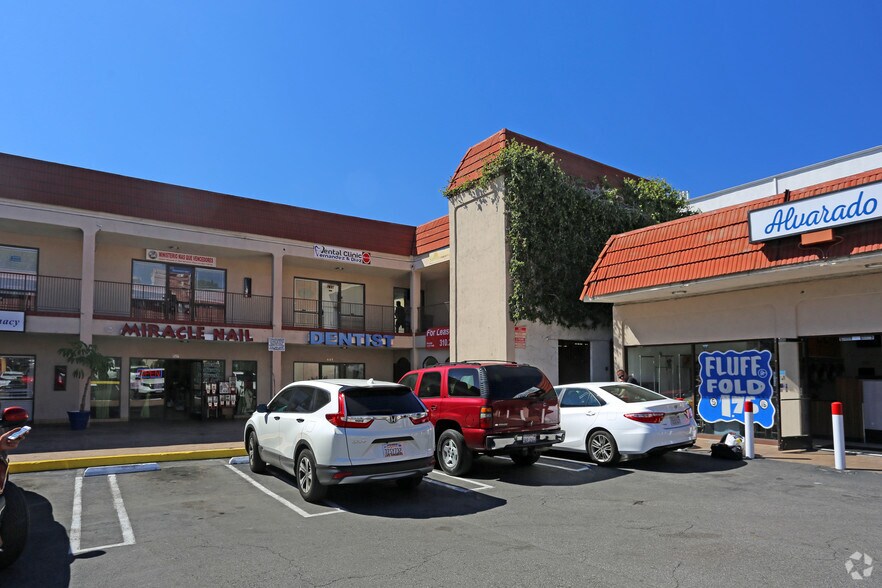 More Photos Of 521-545 S Alvarado St, Los Angeles Storefront Retail Office For Lease