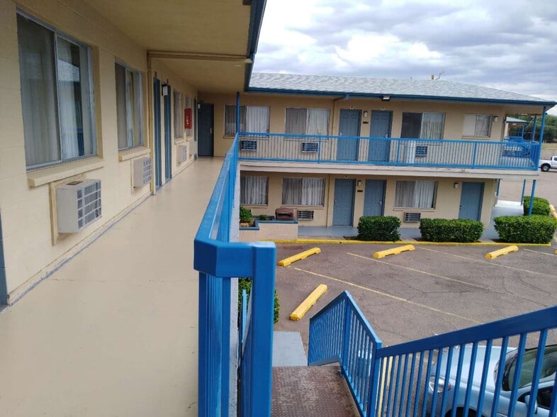 More Photos Of 1214 E Route 66 Blvd, Tucumcari Hotel For Sale