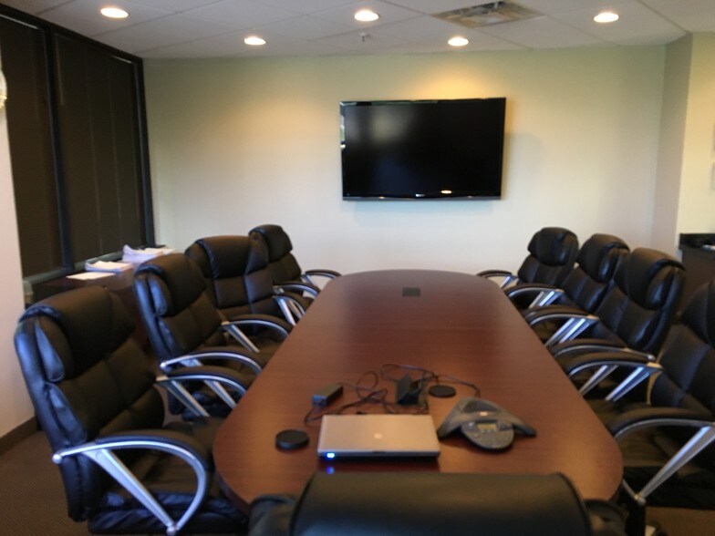 More Photos Of 16800 N Dallas Pky, Dallas Medical For Sale