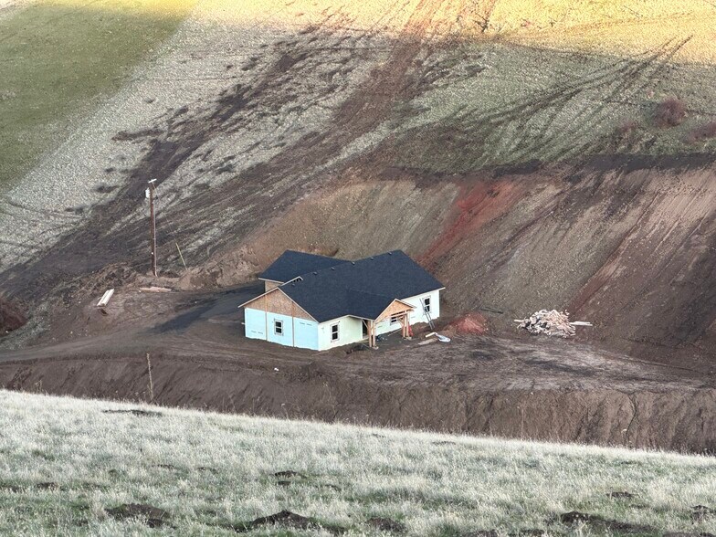 More Photos Of 46054 McKay Creek Rd, Pilot Rock Land For Sale