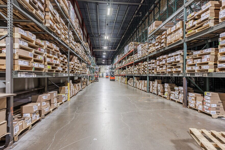 More Photos Of 815 Whitney Rd W, Fairport Warehouse For Sale