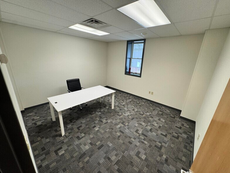 More Photos Of 110 Richardson Ave, Swedesboro Warehouse For Lease