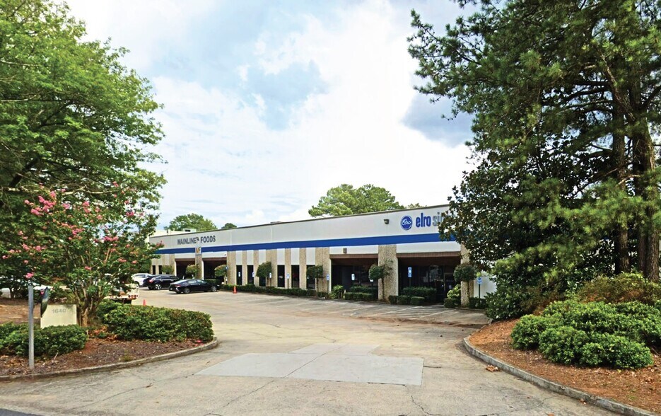 More Photos Of 1640 Sands Pl Se, Marietta Distribution For Lease