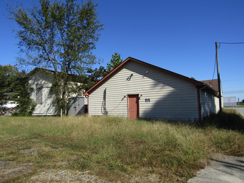 More Photos Of 150 Colonial Trl E, Surry Convenience Store For Sale