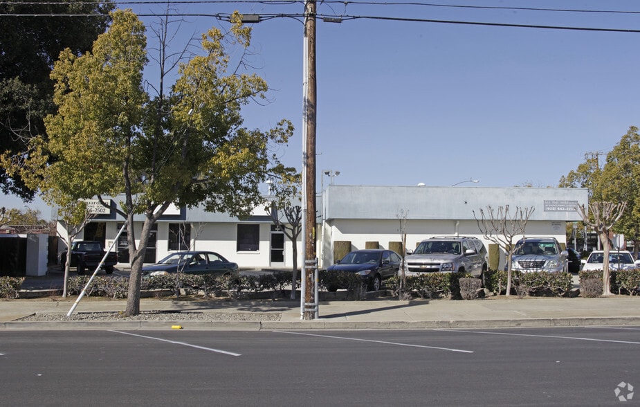 More Photos Of 1576 2nd St, Livermore Storefront For Lease