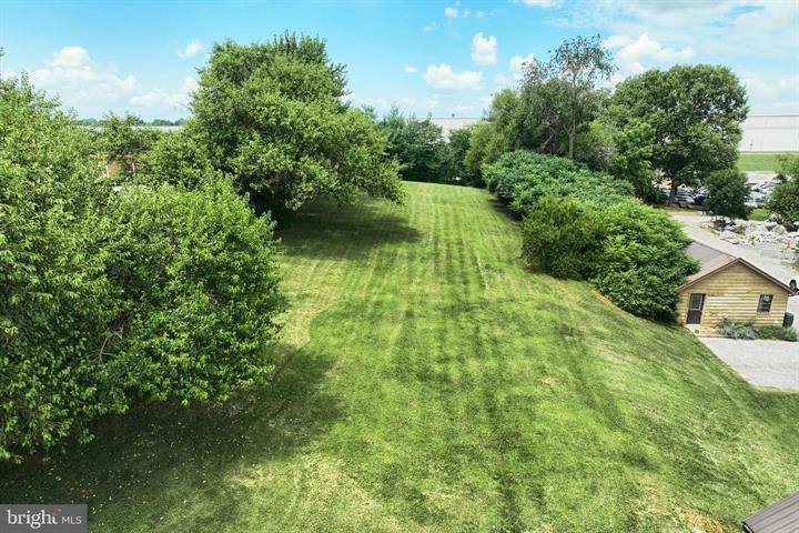 More Photos Of 4415 W Market St, York Specialty For Sale