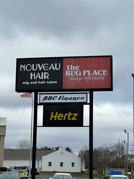 More Photos Of 2315 Lakeland Dr, Flowood Unknown For Lease