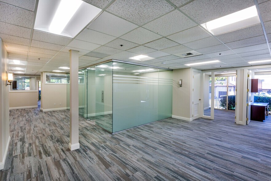 More Photos Of 1701 Novato Blvd, Novato Office For Lease