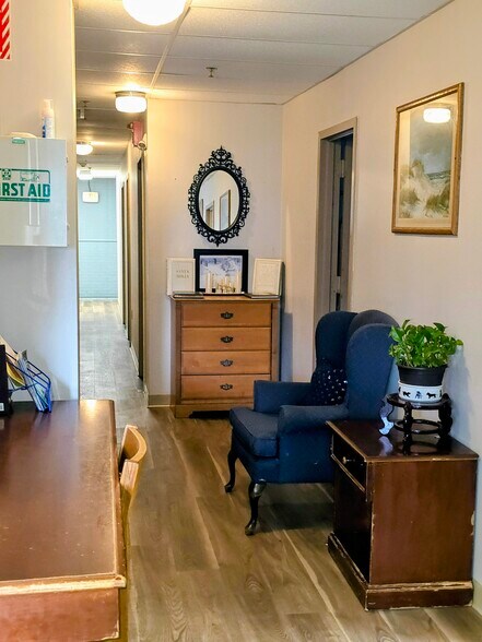 More Photos Of 148 Taylor St, Springfield Rehabilitation Center For Sale