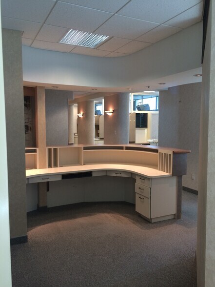 More Photos Of 5201 Deer Valley Rd, Antioch Office For Sale