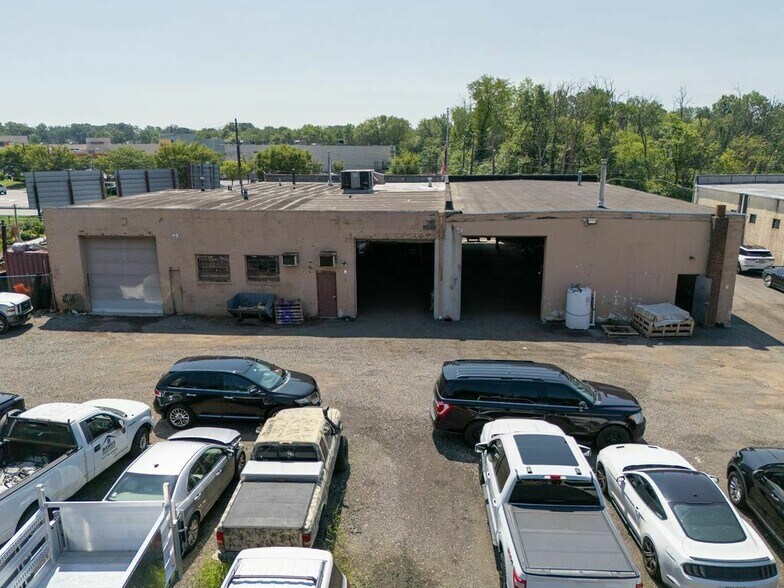 More Photos Of 2530 Springfield Ave, Vauxhall Land For Lease