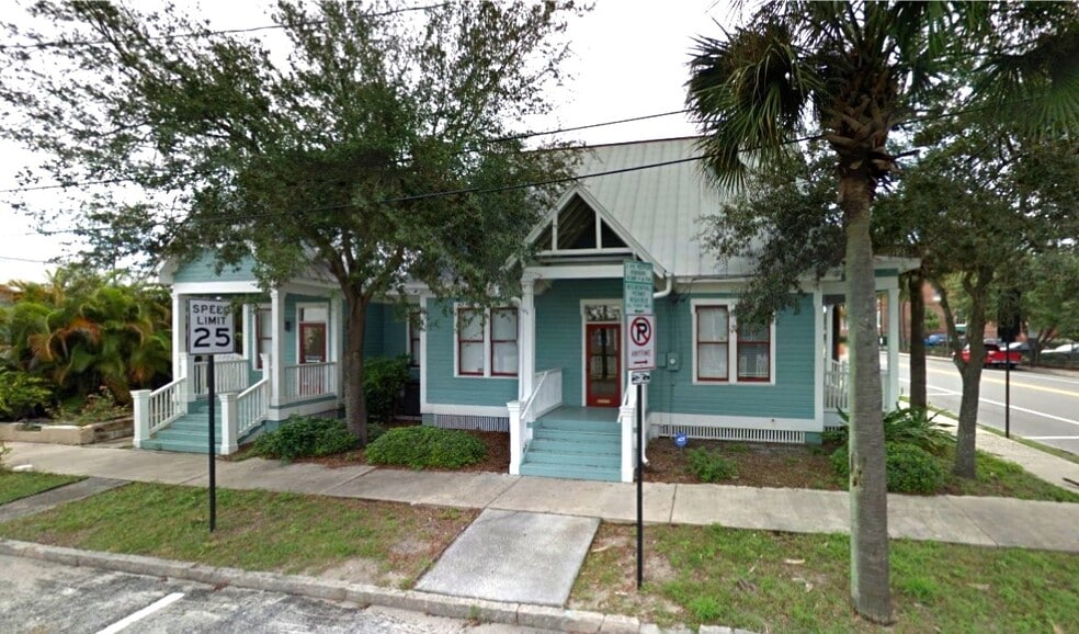 More Photos Of 2002 E 4th Ave, Tampa Office Residential For Sale