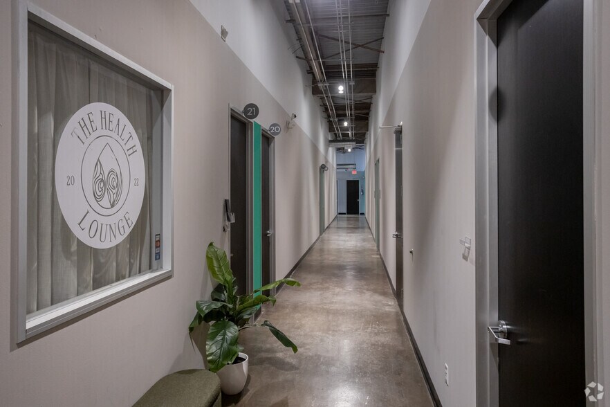 More Photos Of 3420 Rusk St, Houston Loft Creative Space For Sale