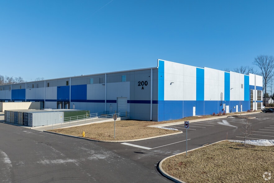 More Photos Of 500 N Ridge Rd, Perkasie Manufacturing For Lease