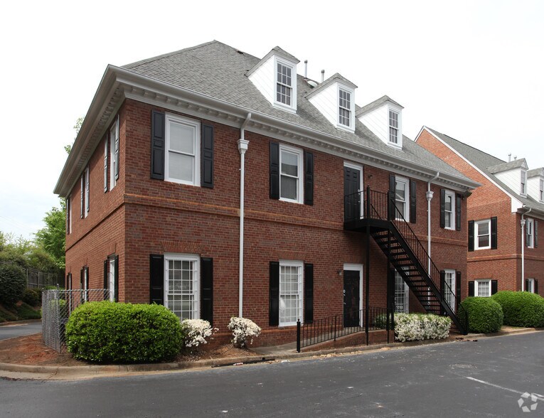 More Photos Of 3841 Holcomb Bridge Rd, Peachtree Corners Medical For Lease
