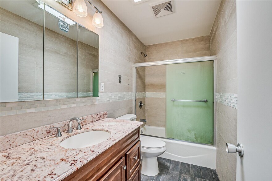 More Photos Of 167-169 N Main St, Milltown Office Residential For Sale